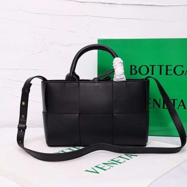 BOTTEGA