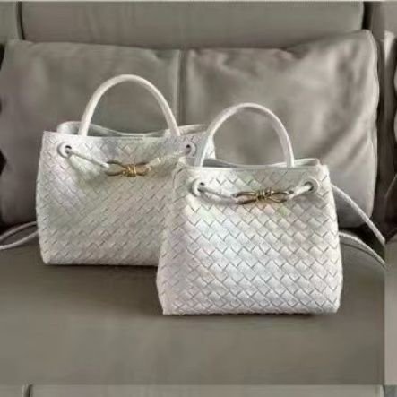 BOTTEGA