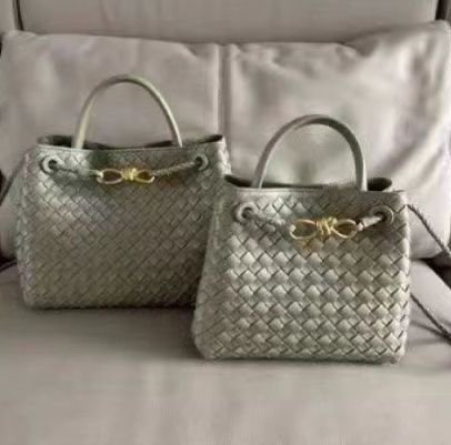 BOTTEGA