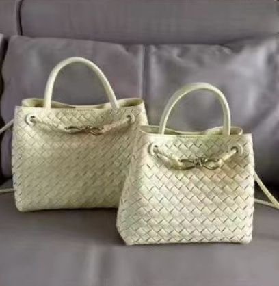 BOTTEGA