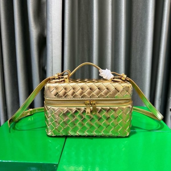 BOTTEGA