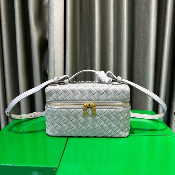 BOTTEGA