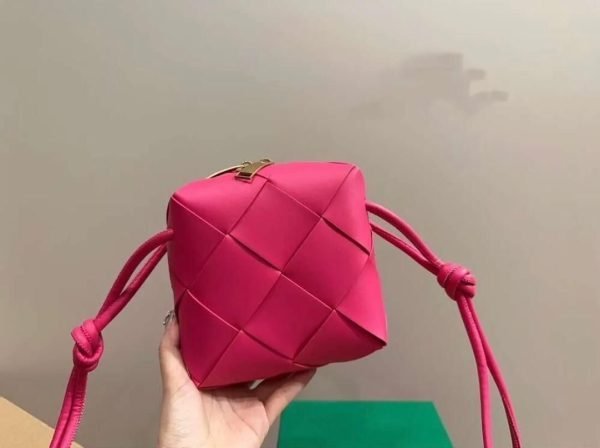 BOTTEGA