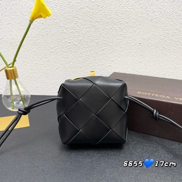 BOTTEGA