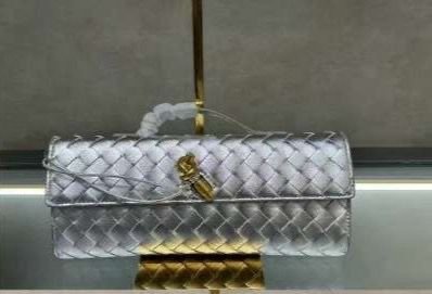 BOTTEGA