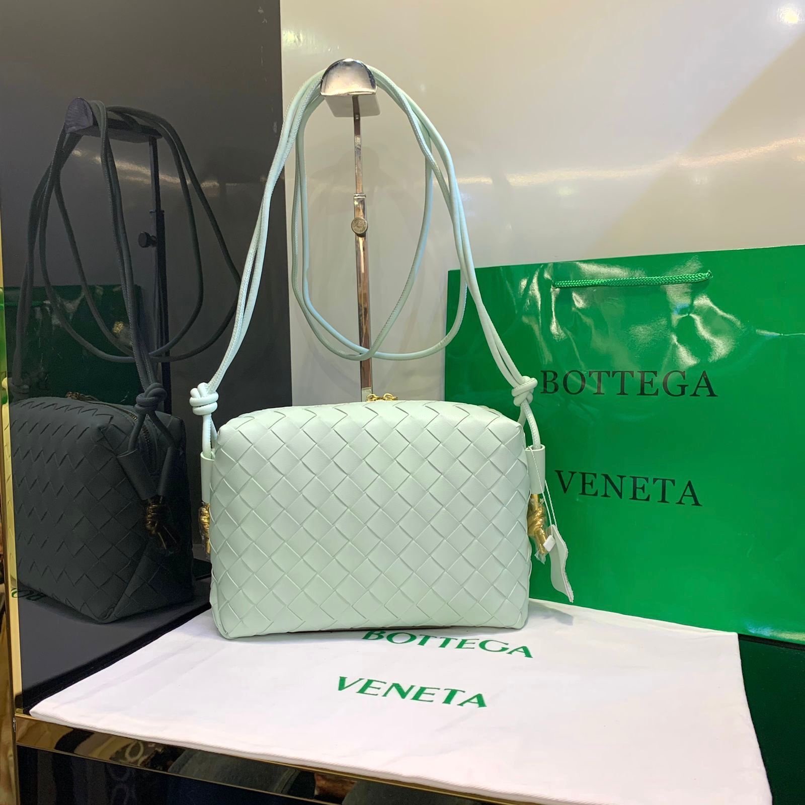 BOTTEGA