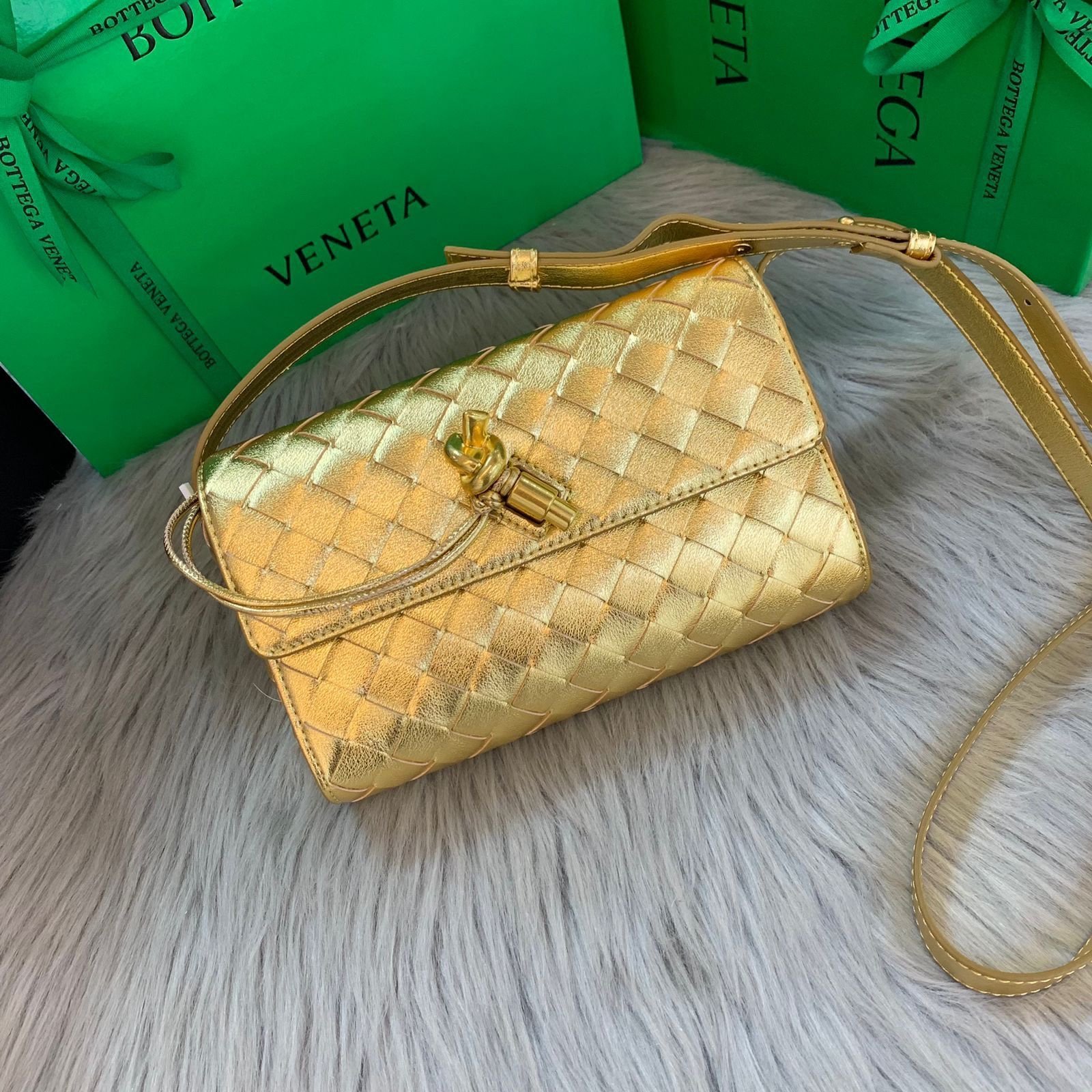 BOTTEGA
