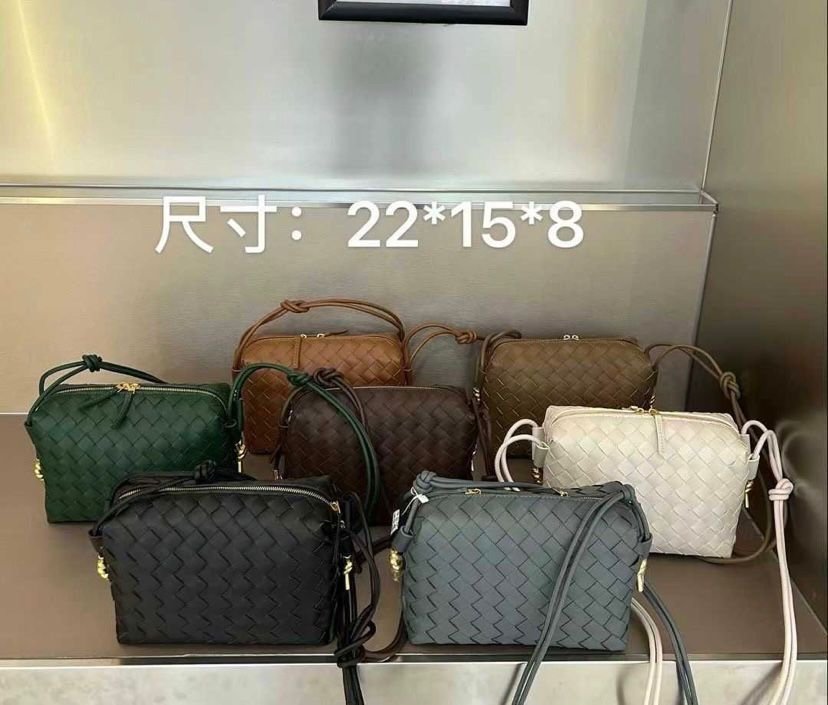 BOTTEGA