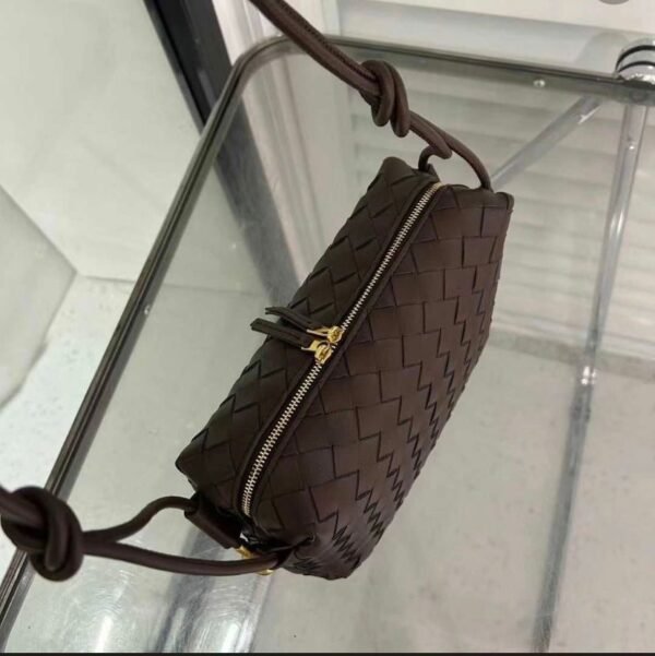 BOTTEGA