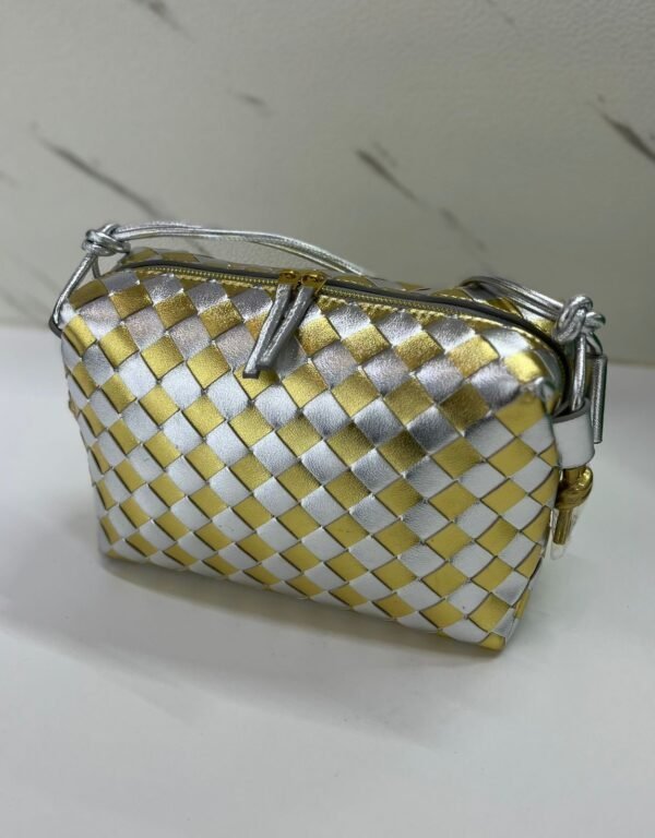BOTTEGA