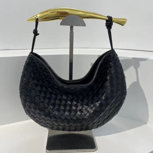 BOTTEGA