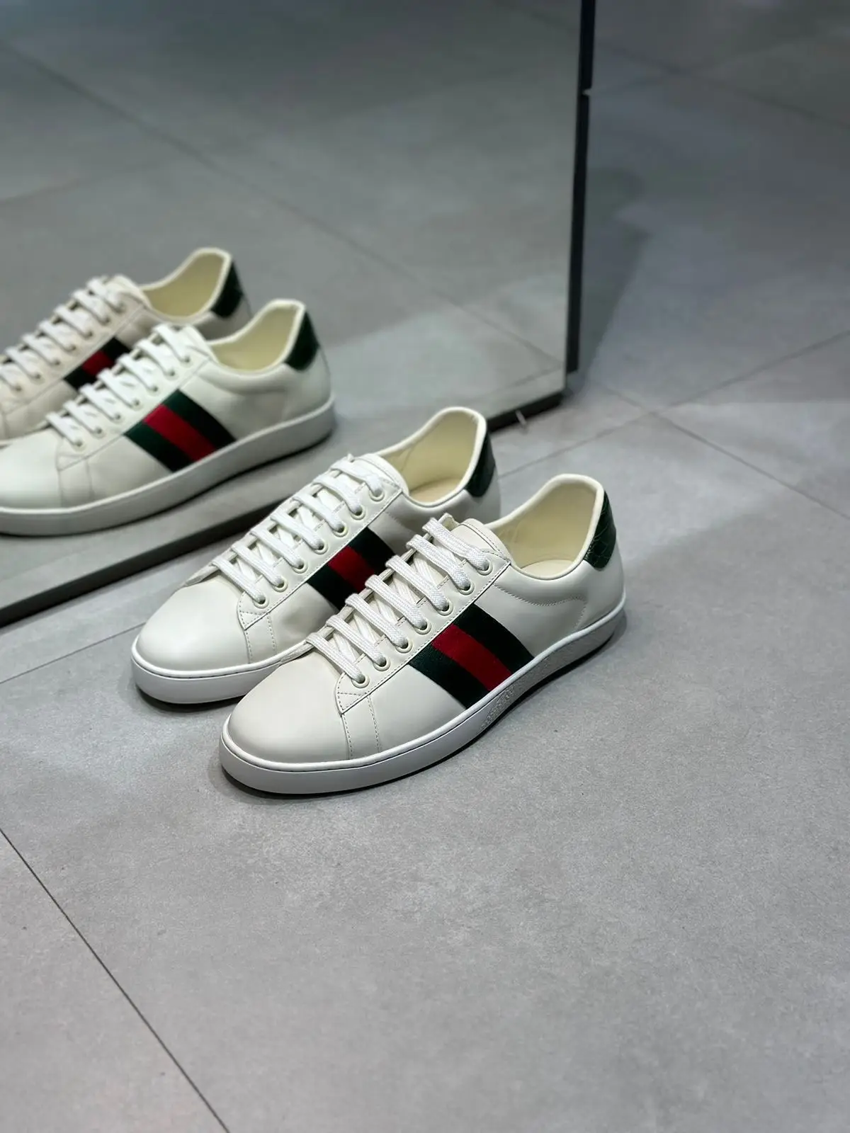 Gucci Ace lace-up Sneakers