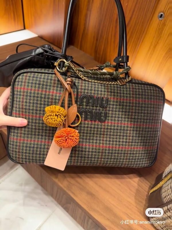 MIU MIU