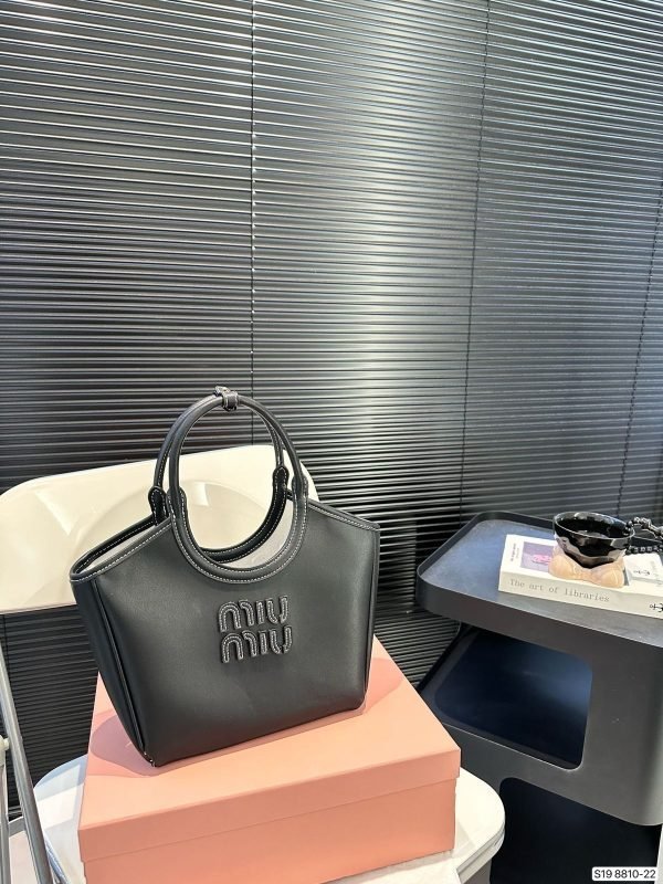 MIU MIU