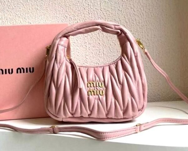 MIU MIU