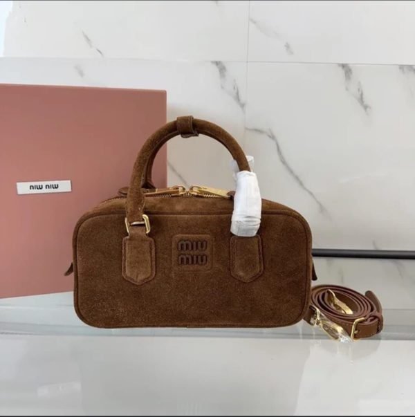 MIU MIU22CM