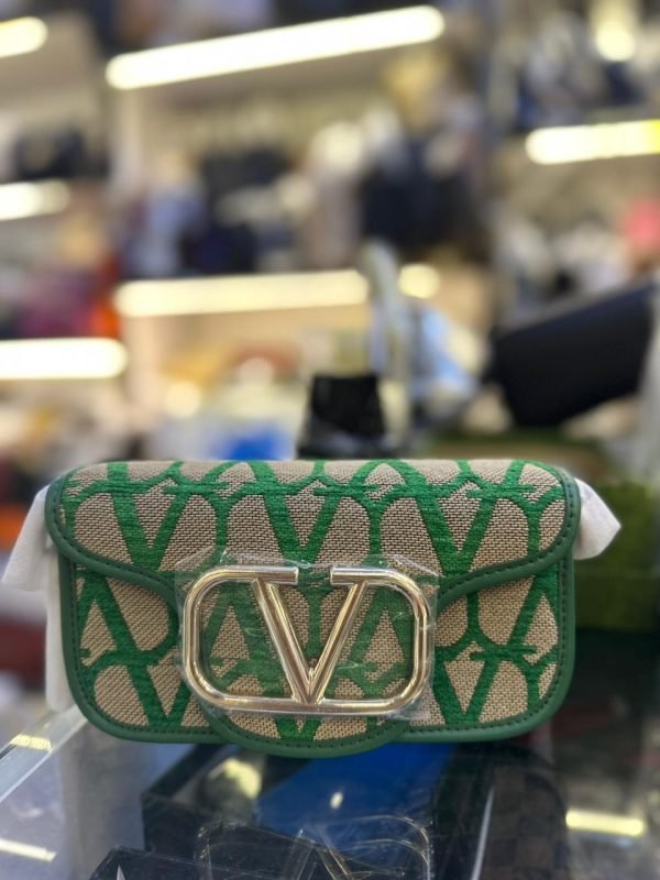 VALENTINO