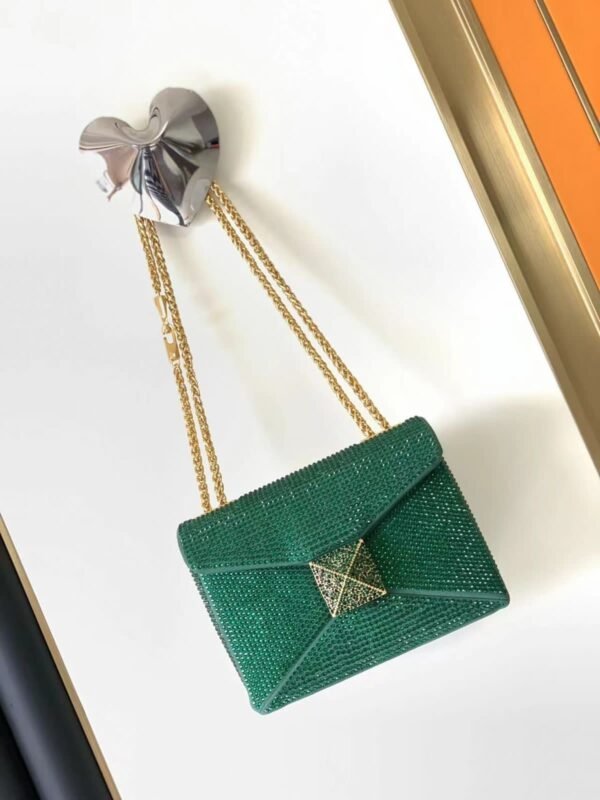 VALENTINO