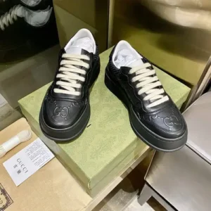 Very Comfortable & Super Master Quality