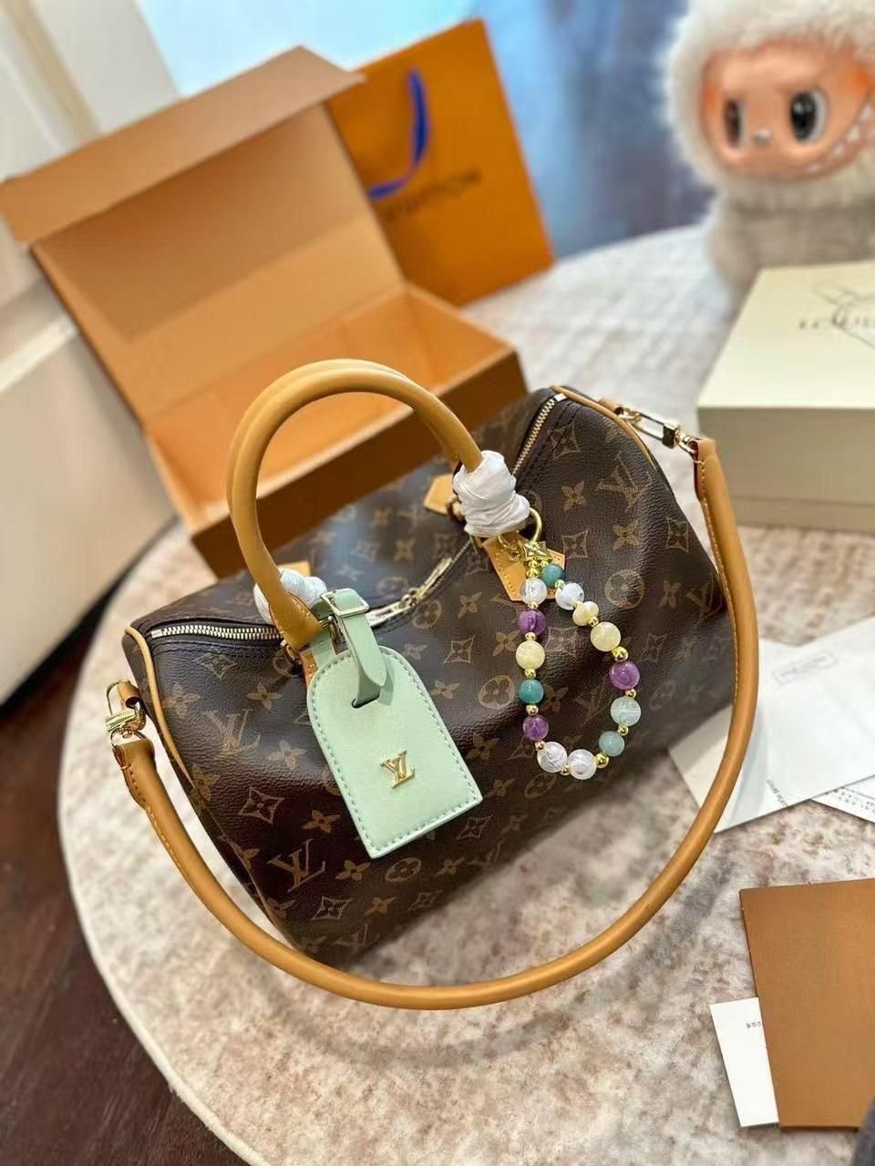 LV Monogram Handbag - Image 4