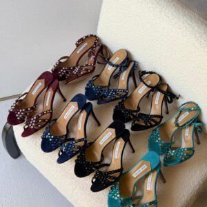 AQUAZZURA