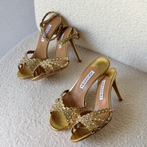 AQUAZZURA