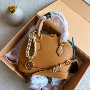 Louis Vuitton Alma BB Honey Gold