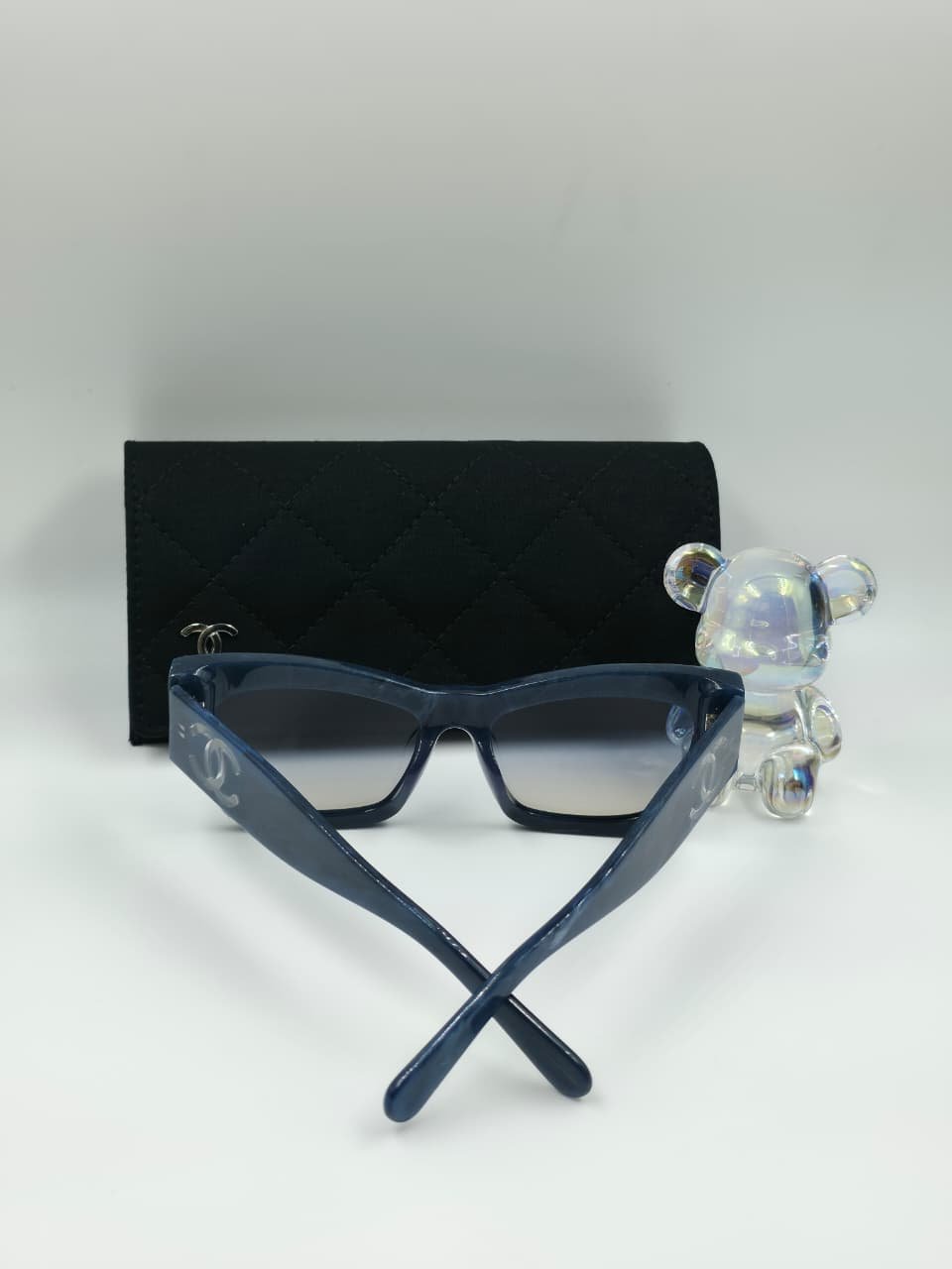 CHANEL Sunglasses - Image 3