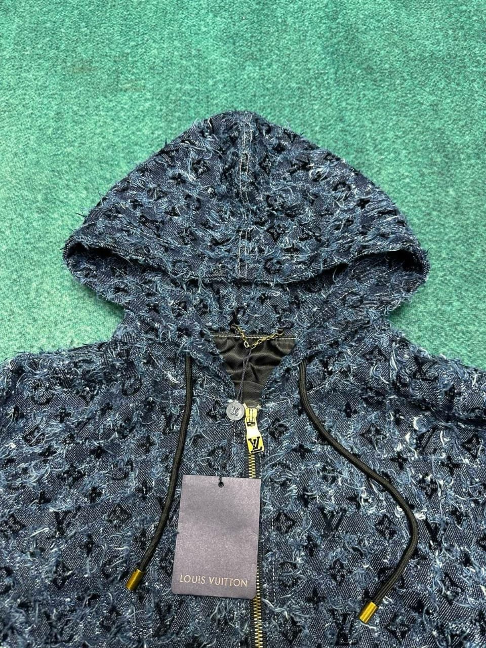 LOUIS VUITTON Denim Jacket - Image 3