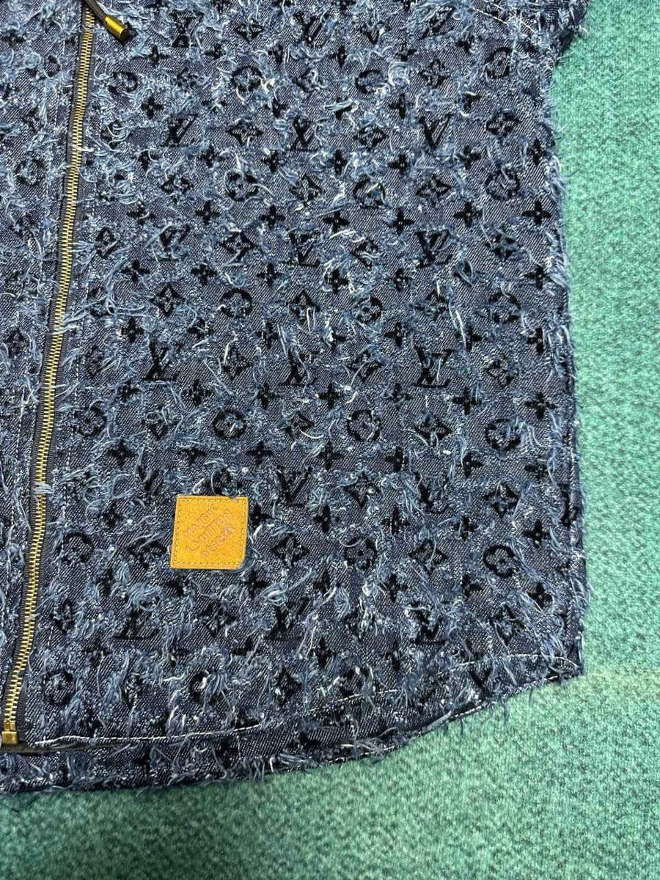 LOUIS VUITTON Denim Jacket - Image 5