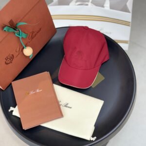 LORO PIANA