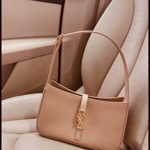 YSL Le 5 A 7 Shoulder Bag