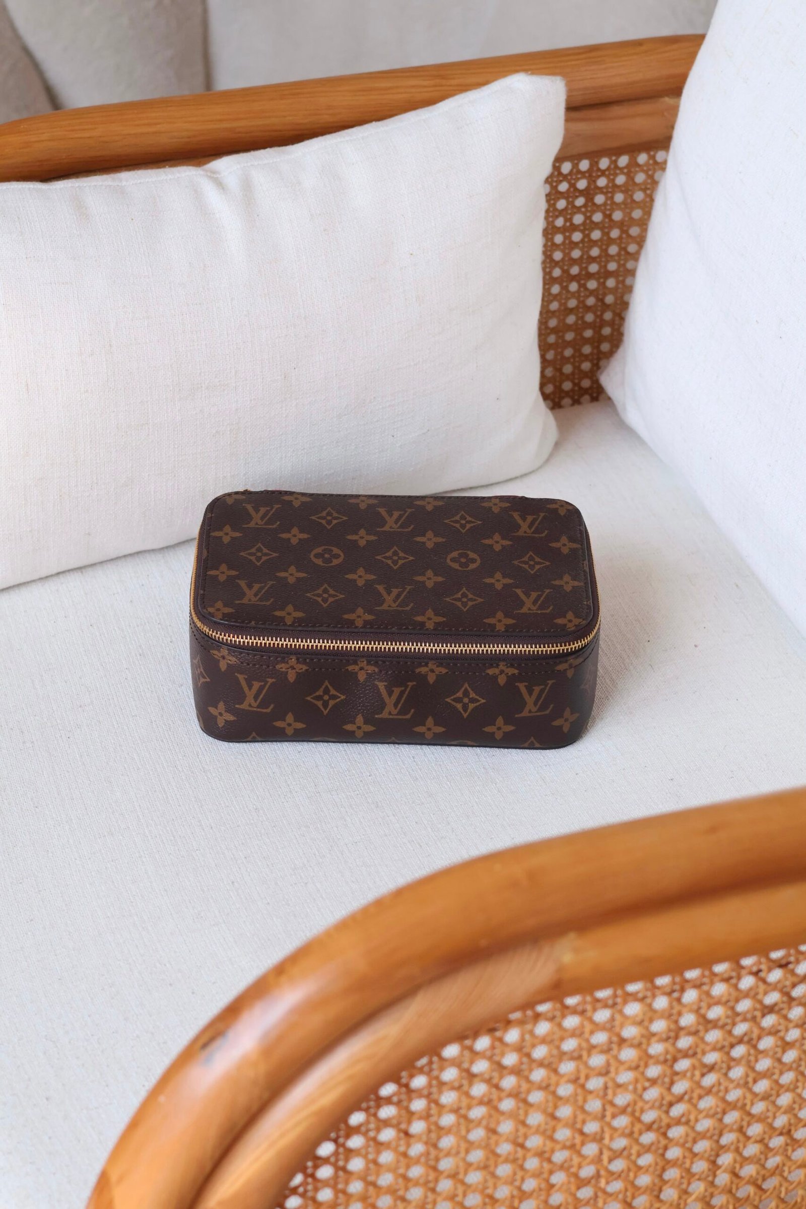 LOUIS VUITTON Packing Cube - Image 3