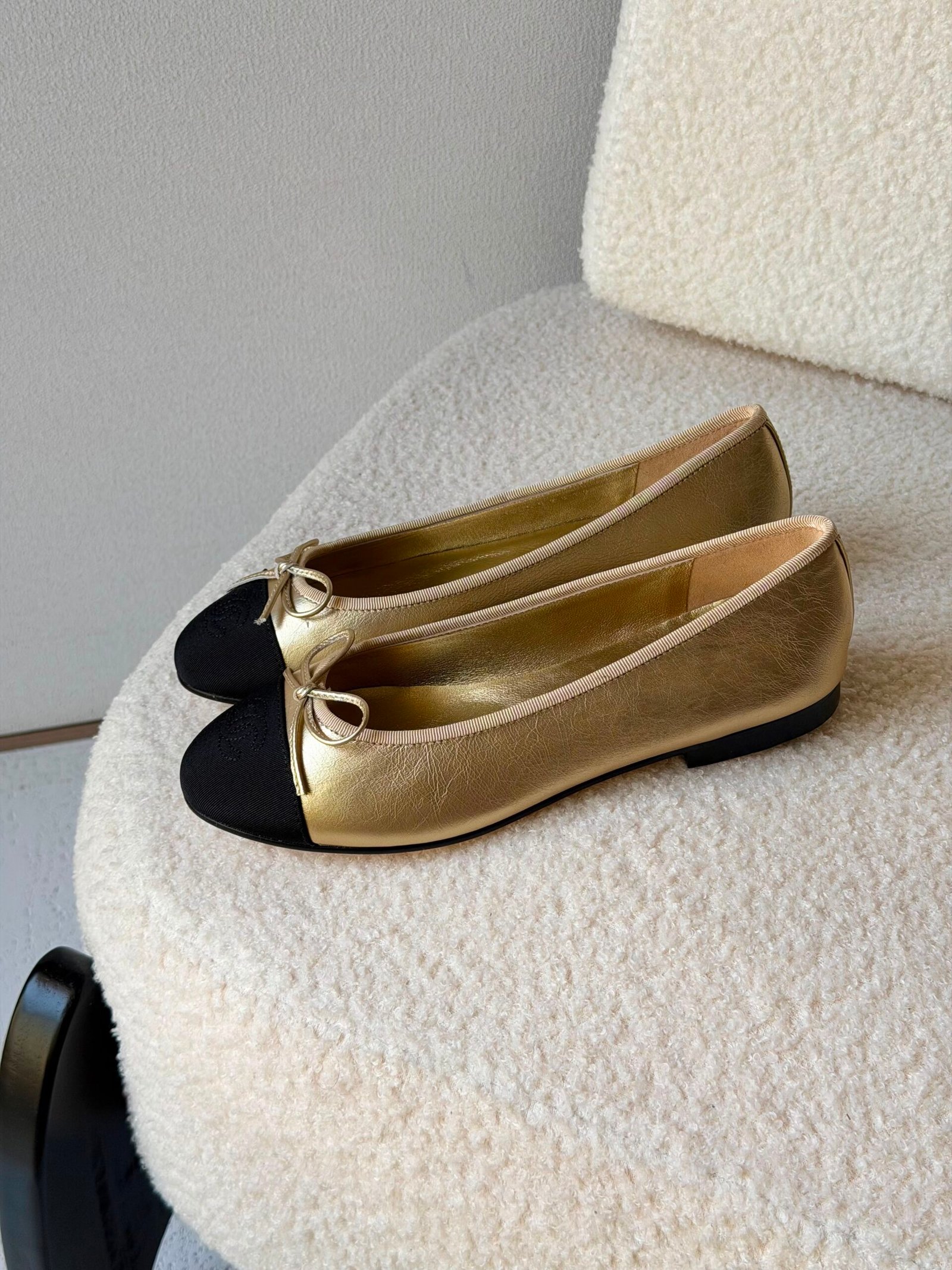 CHANEL Ballet Flats - Image 3