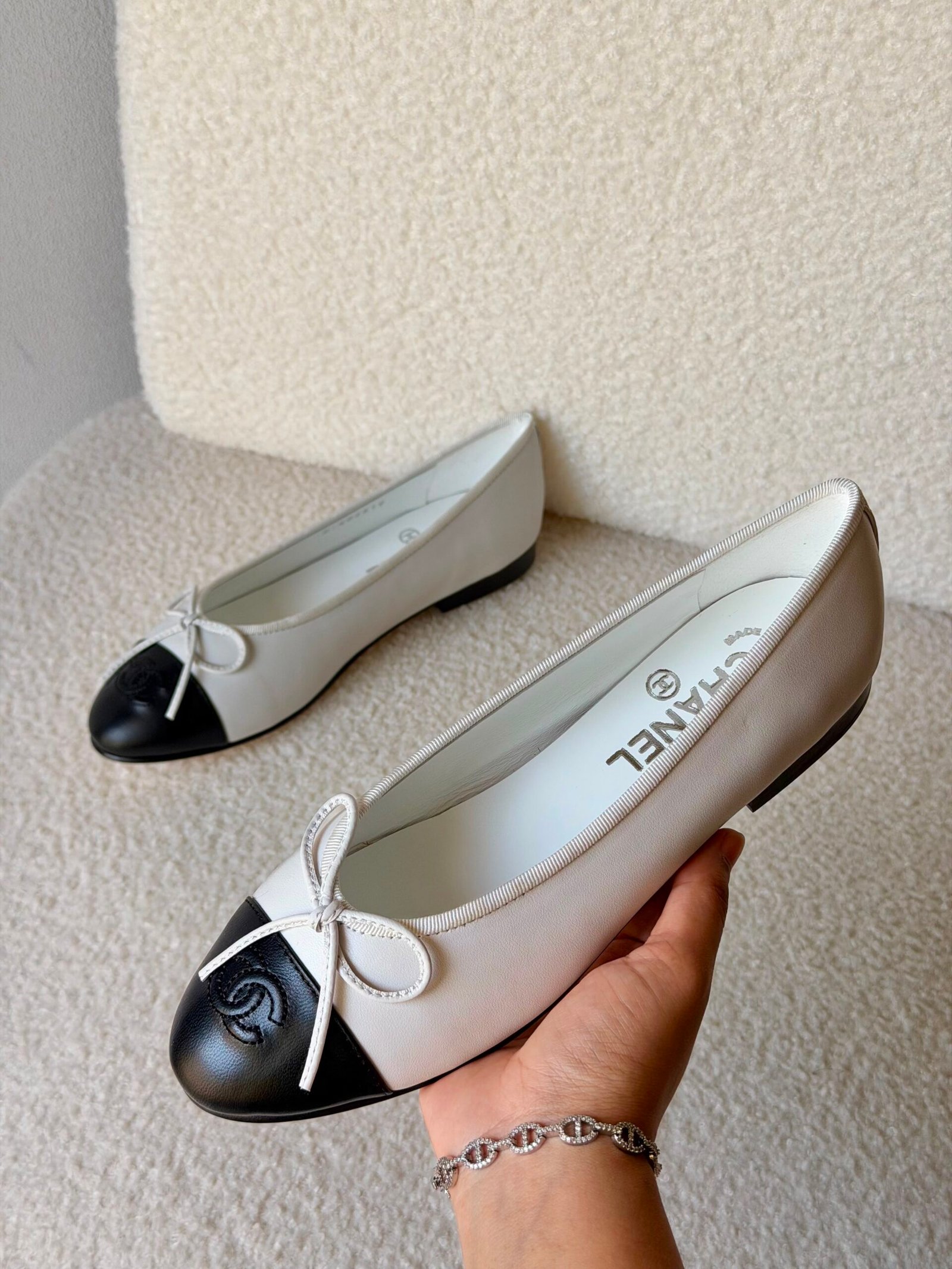 CHANEL Ballet Flats - Image 2