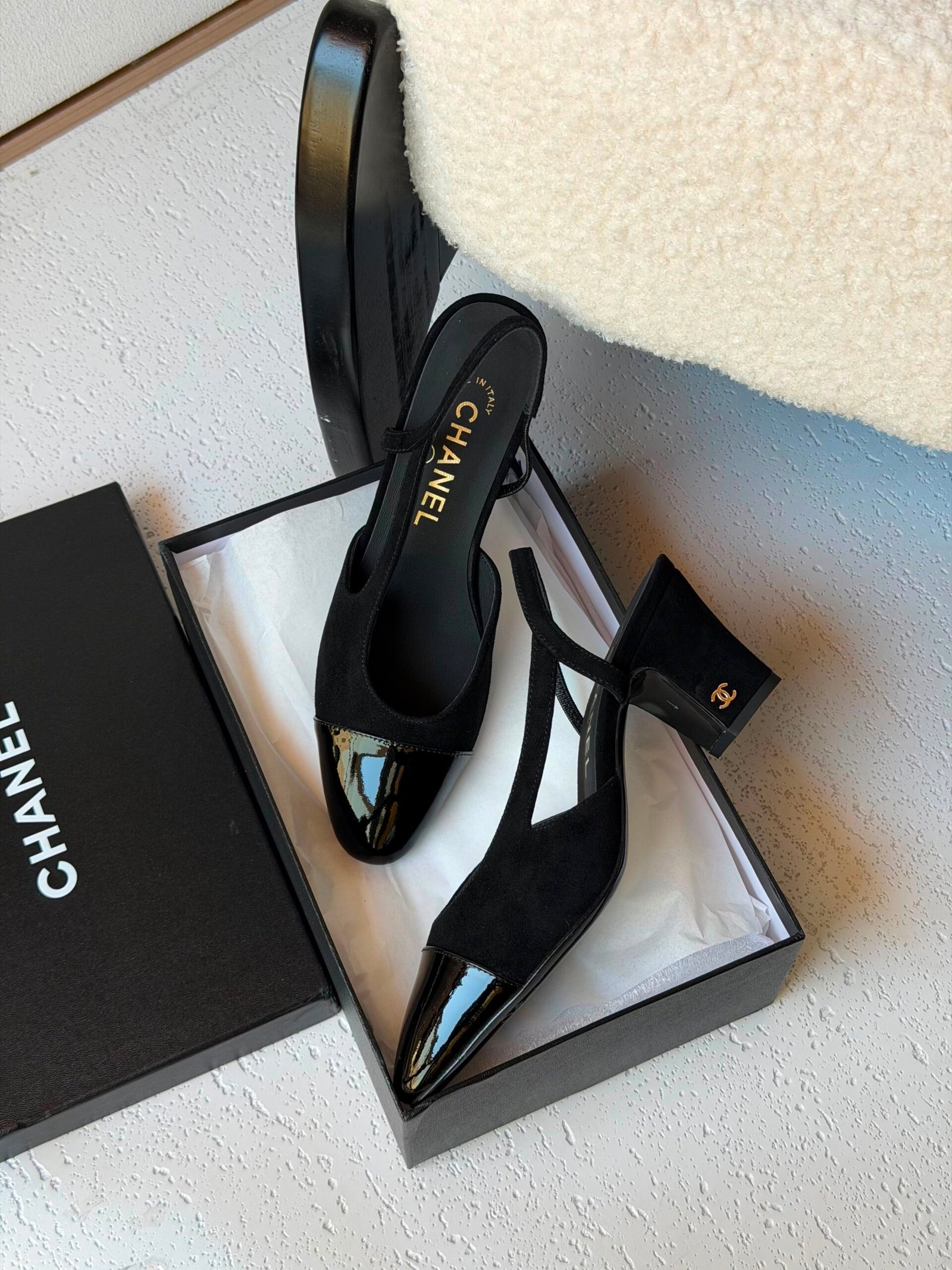 CHANEL Slingback Pumps