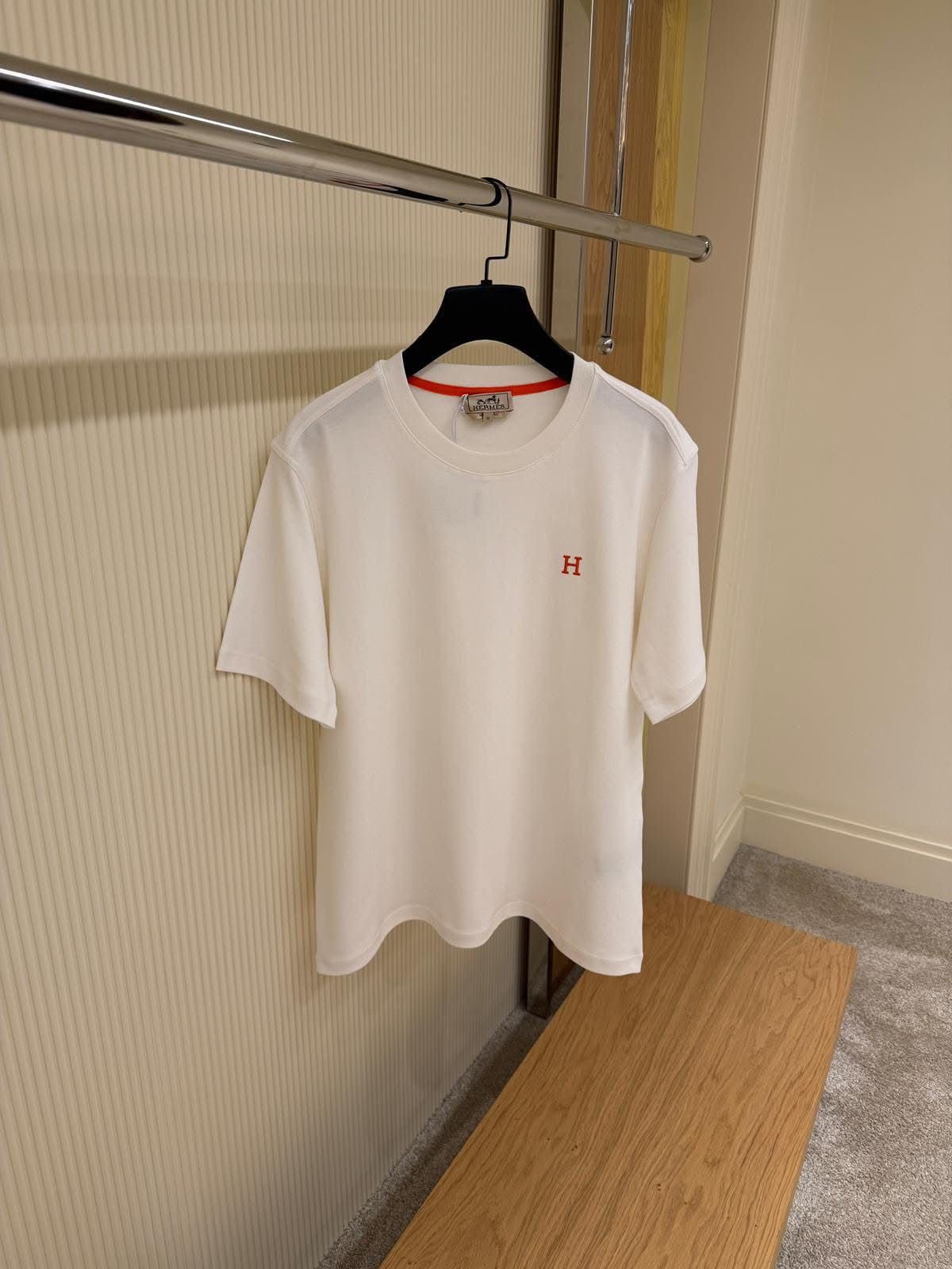 HERMES Short Sleeved Crewneck T-Shirt - Image 6