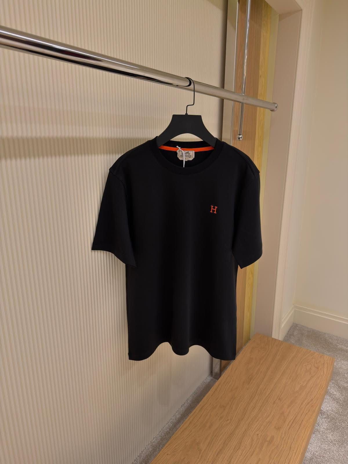 HERMES Short Sleeved Crewneck T-Shirt - Image 3