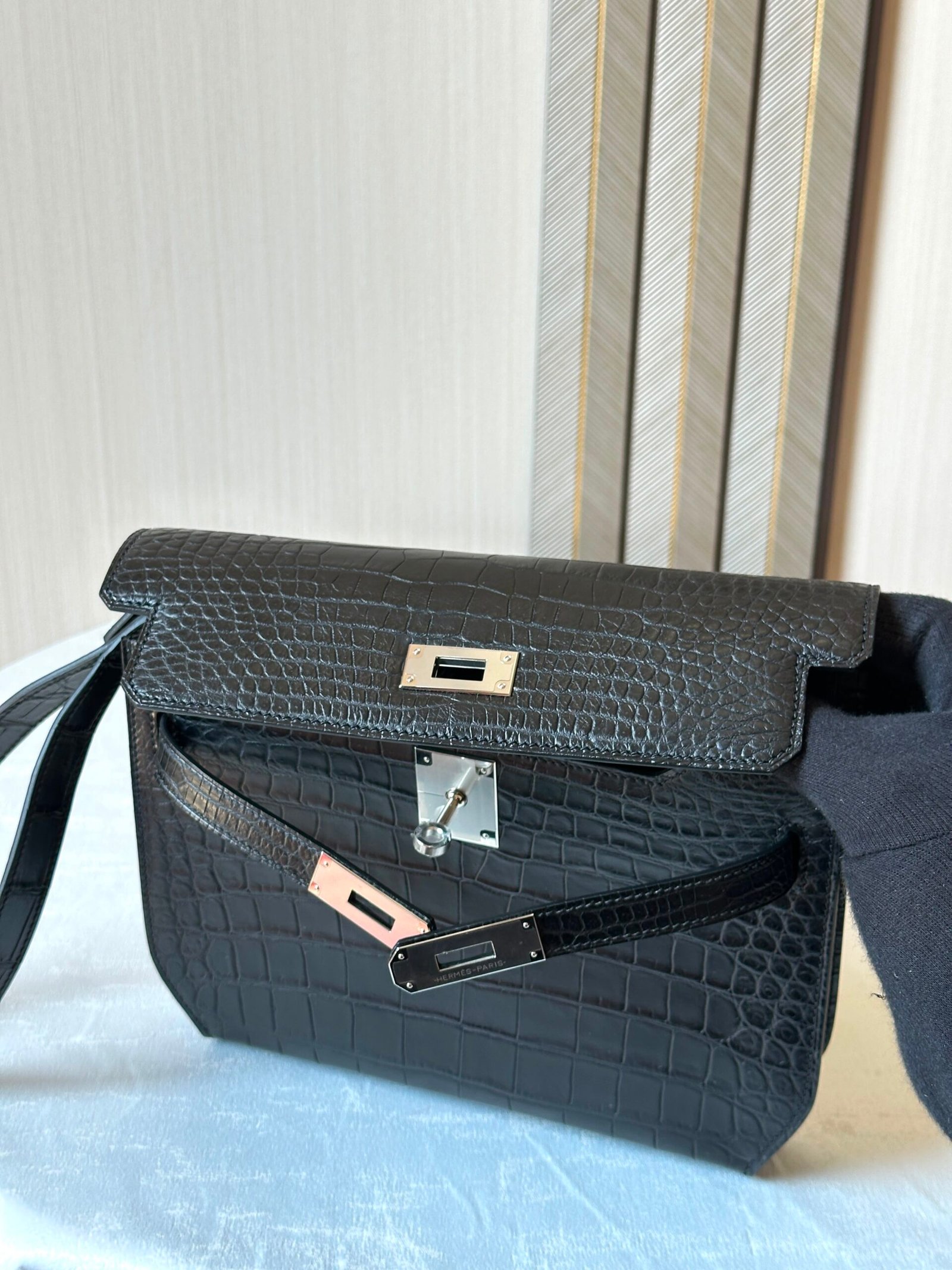 HERMES Kelly Depeches pouch - Image 4