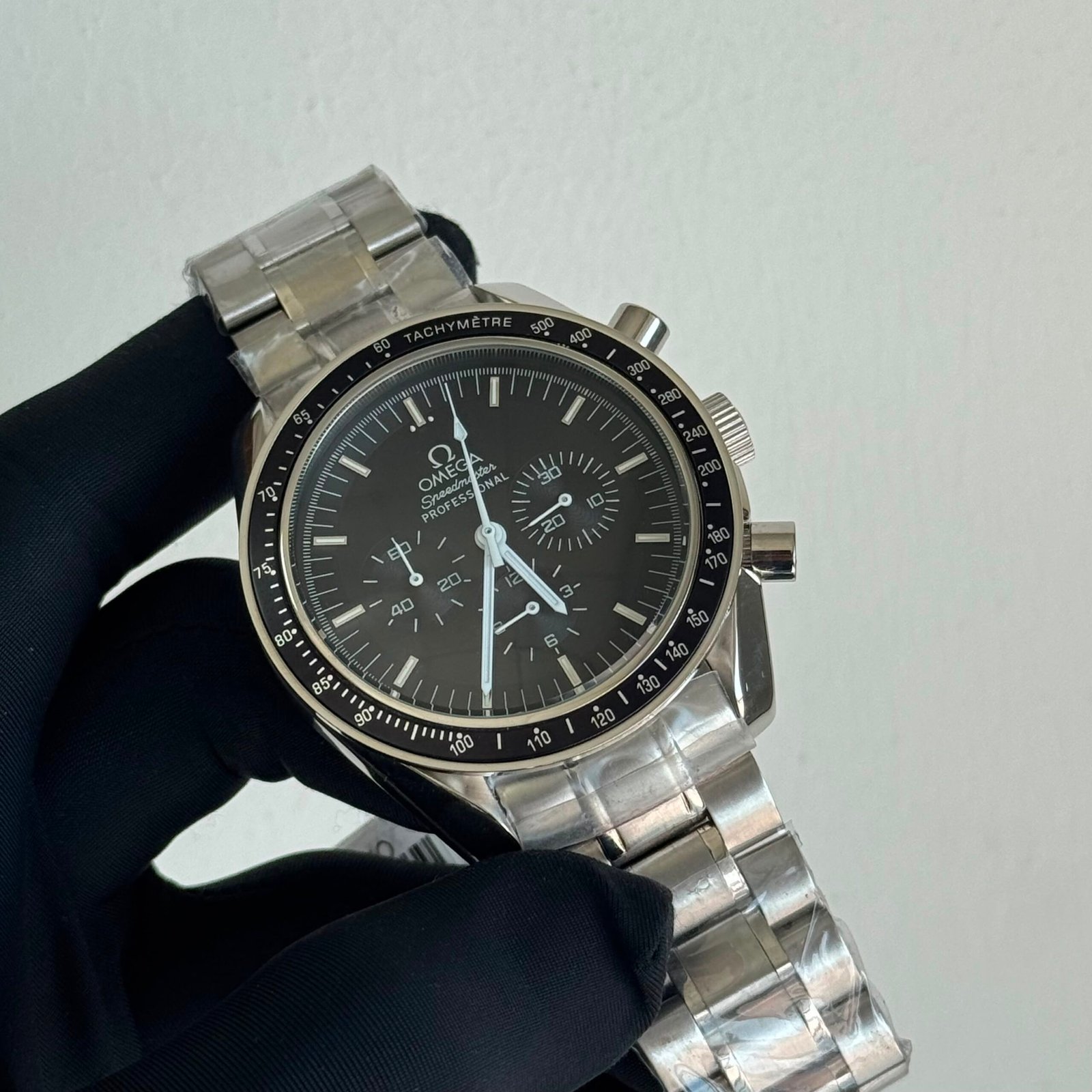 OMEGA Moonwatch - Image 7