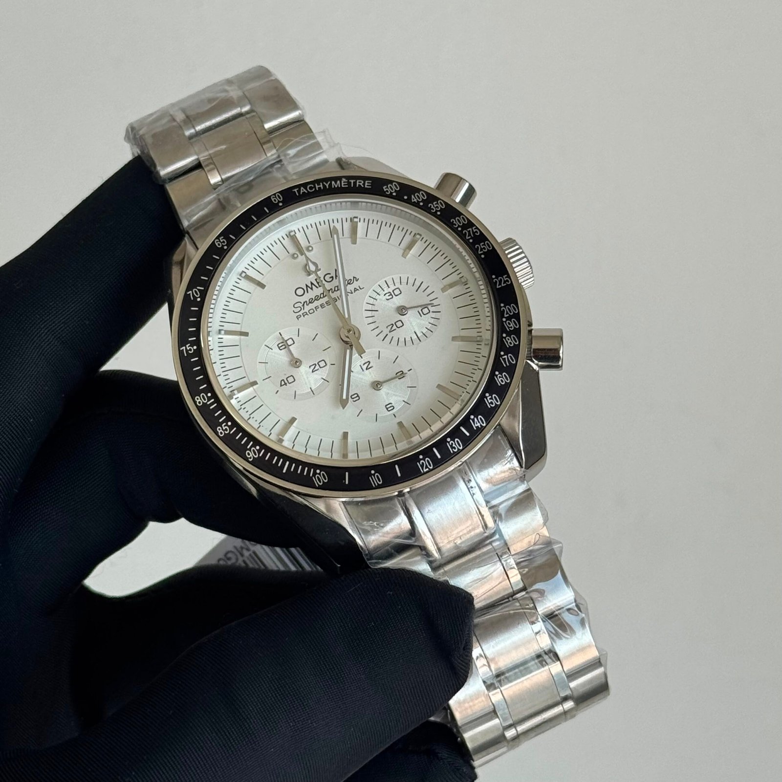 OMEGA Moonwatch
