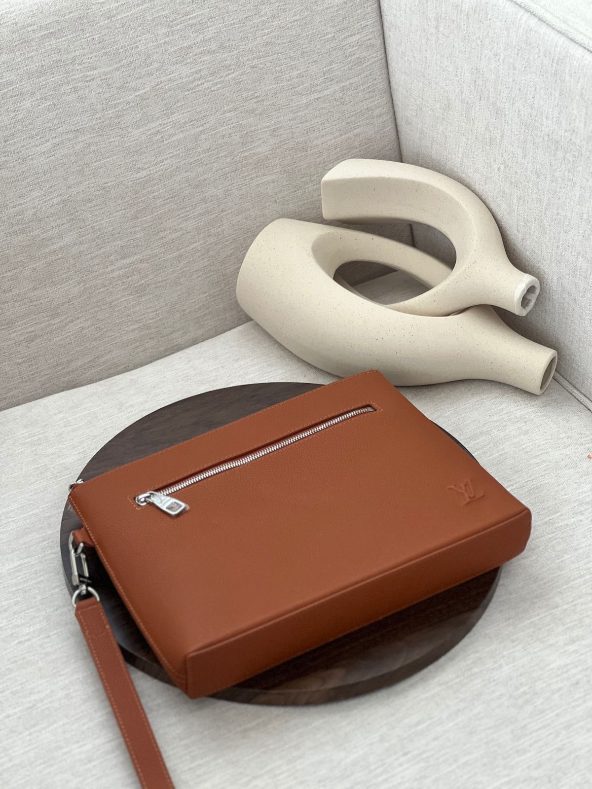 Louis Vuitton Pouch - Image 4