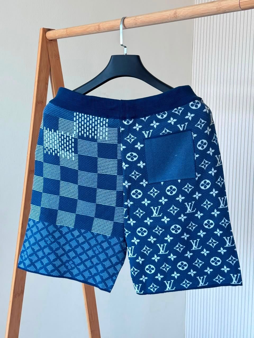 LOUIS VUITTON Sleeve Knit Crewneck - Image 6