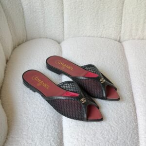 CHANEL Mules
