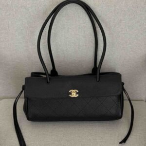 Buy Chanel Black Urban Essential East West Shopping Tote Grained Calfskin Leather | Dubai Luxury Items