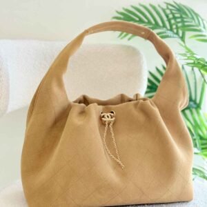 Buy Chanel Drawstring Bag 22 Soft Leather Gold Tone Metal |Bags Dubai - Luxury Master Copy Dubai