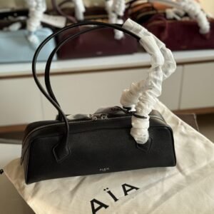 Buy Premium Alaia Medium Le Teckel Black Leather Bag